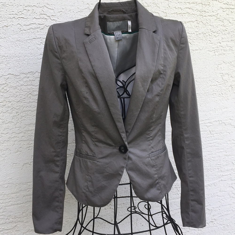 H&M Cool-Toned Grey Blazer- Size 4